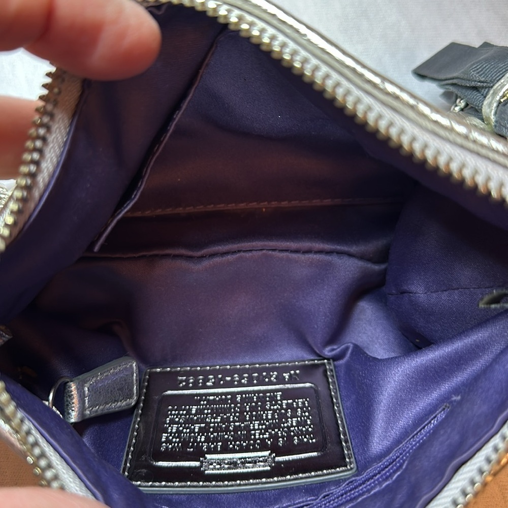 Coach LtdEd Poppy Silver Etched Storypatch Small Evening Shoulder Bag Purse RARE - Picture 6 of 15